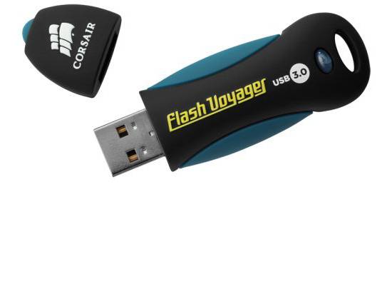 Corsair Flash Voyager 128GB USB 3.0 Flash Drive