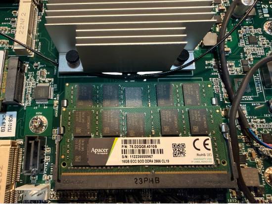 Lanner NCA-1515F 32GB/1TB SSD Intel Atom C3958 Desktop/uCPE Network Appliance Lanner NCA-1515F 32GB/1TB SSD Intel Atom C3958 Desktop/uCPE Network Appliance