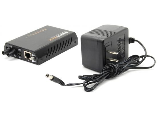 SignaMax 065-1100 1-Port 10/100 Media Converter