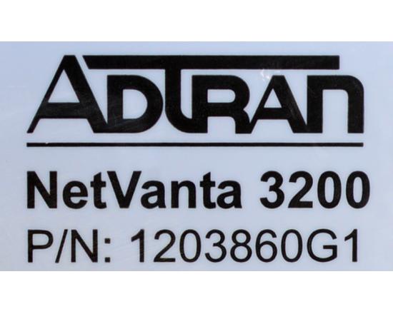 Adtran NetVanta 3200 1-Port 10/100 Modular Access Router Adtran NetVanta 3200 1-Port 10/100 Modular Access Router