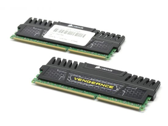 Corsair 16GB (2x8GB) DDR3-1600MHz (PC3-12800) Desktop DIMM RAM (CMZ16GX3M2A1600C10)