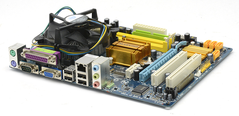 Gigabyte GA-G31M-ES2L LGA 775 Micro ATX Motherboard